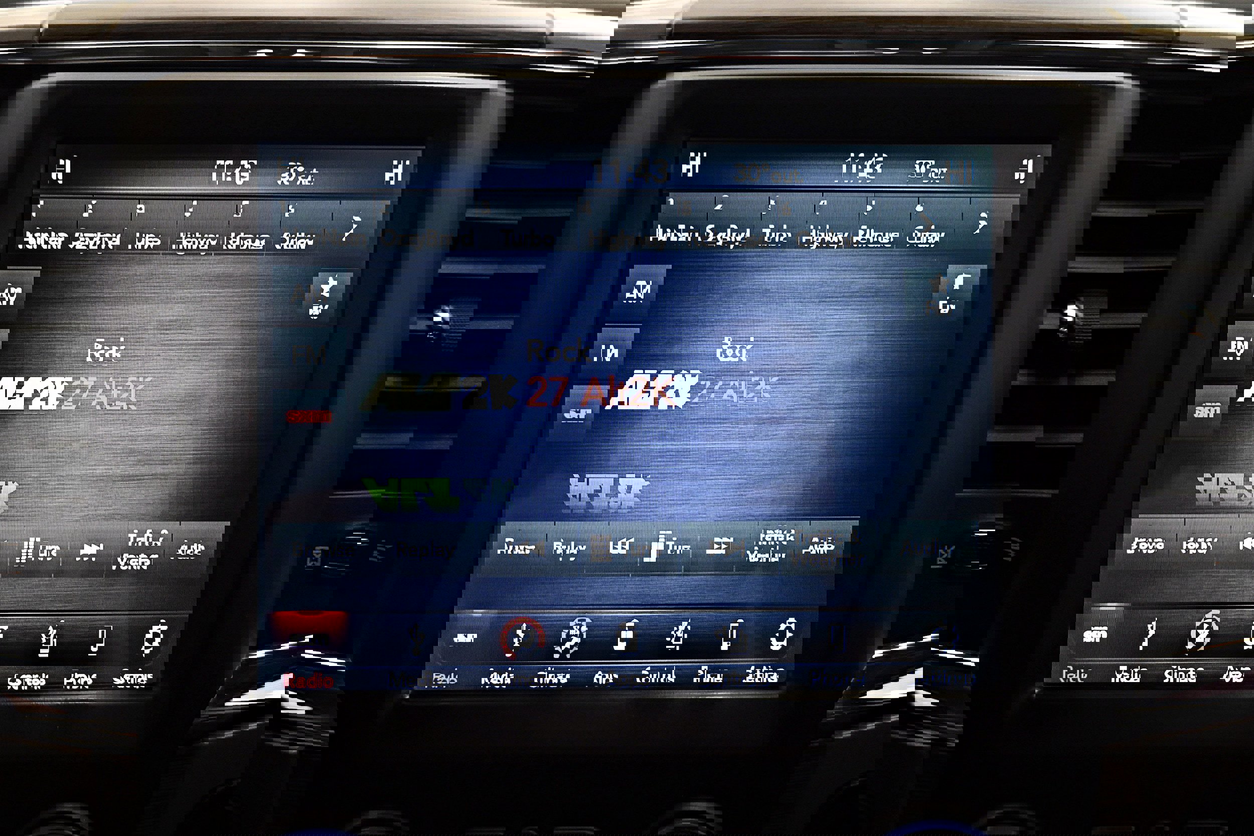 Used 2018 RAM 2500 Laramie w/ Snow Chief Group image 12