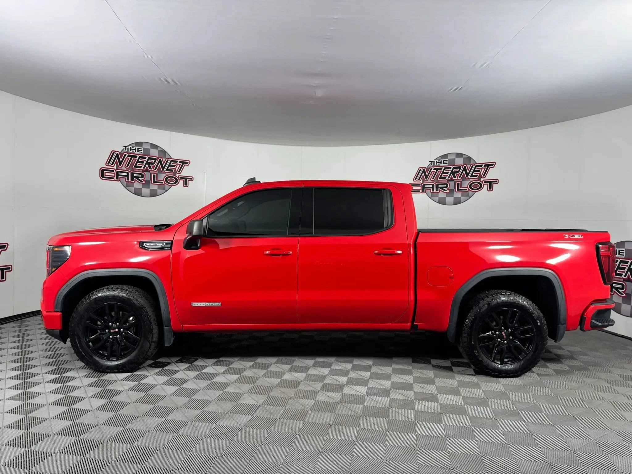 Used 2022 GMC Sierra 1500 Elevation AWD/4WD image 4