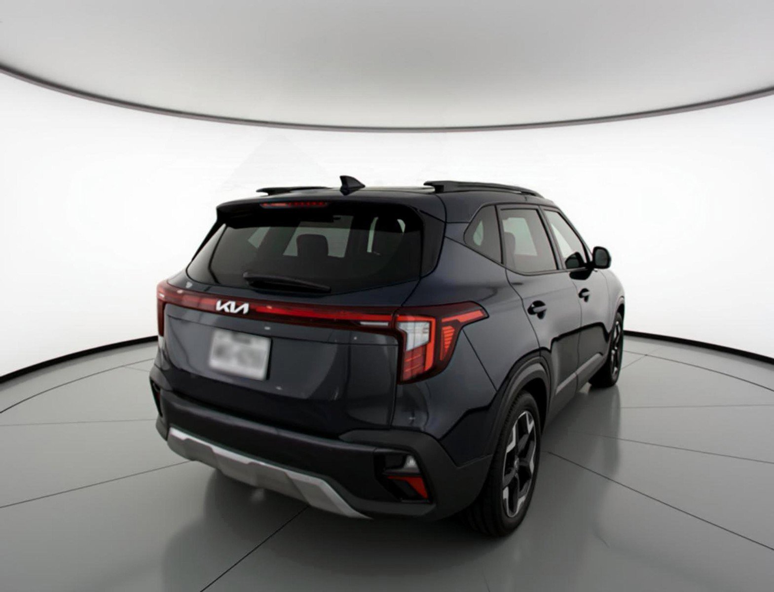 Used 2025 Kia Seltos S image 9