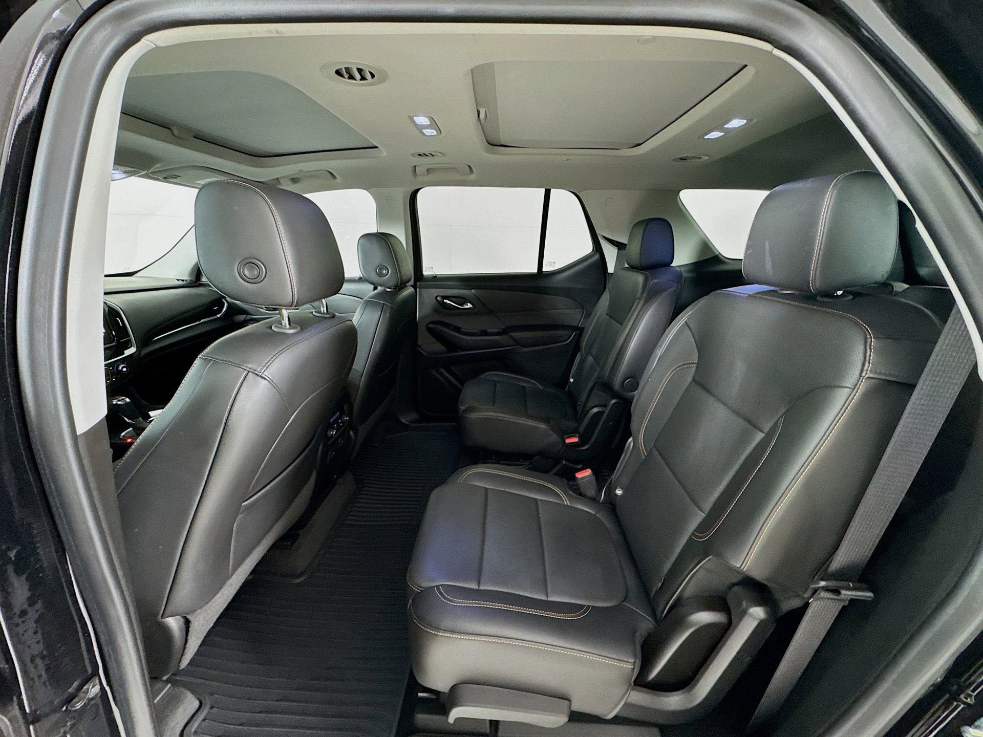 Used 2020 Chevrolet Traverse Premier image 26
