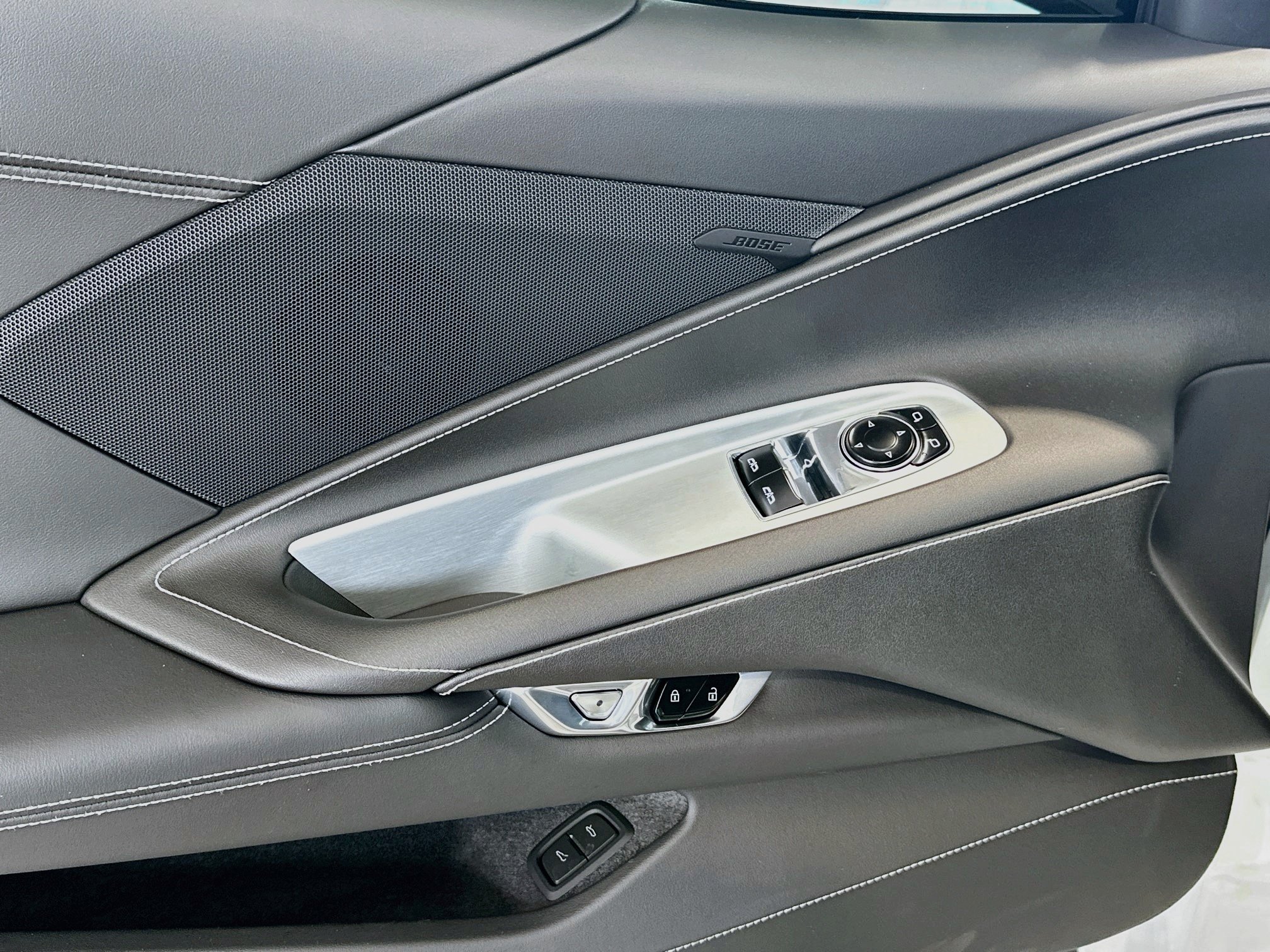 Used 2026 Chevrolet Corvette Z06 RWD image 18