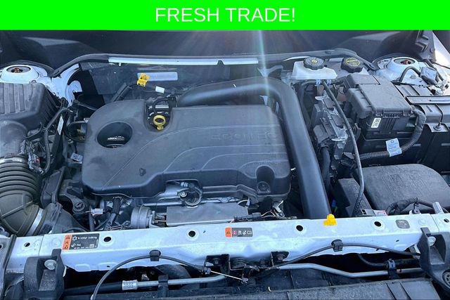 Used 2024 GMC Terrain SLT w/ Infotainment Package II FWD image 30