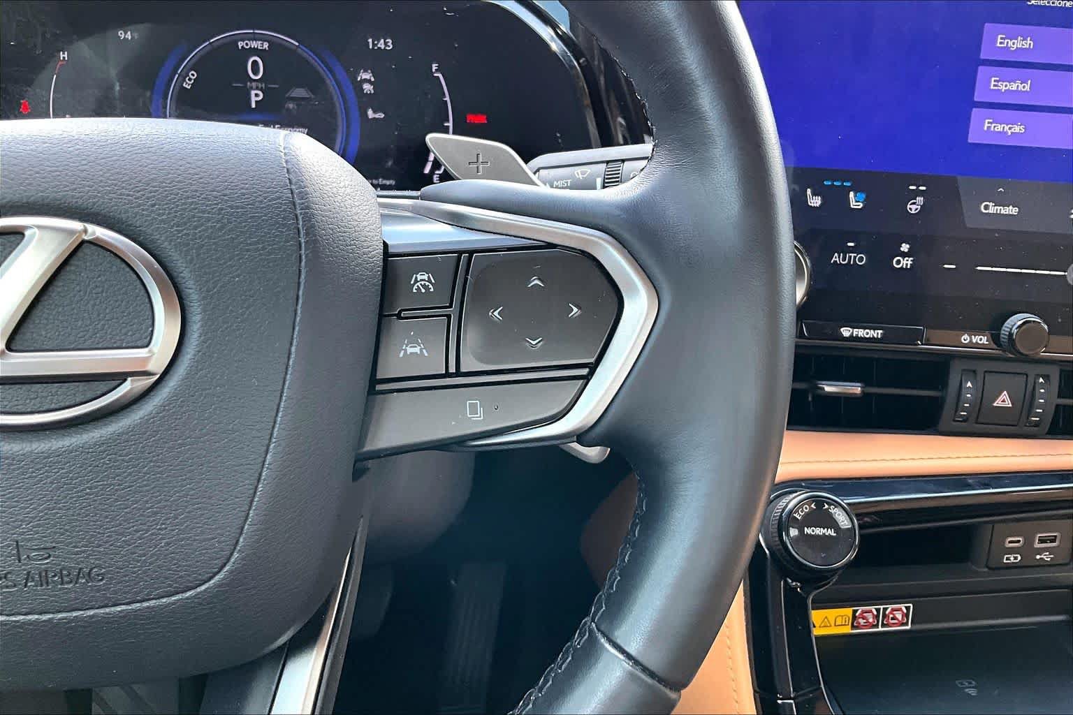 Used 2024 Lexus NX 350h AWD image 23