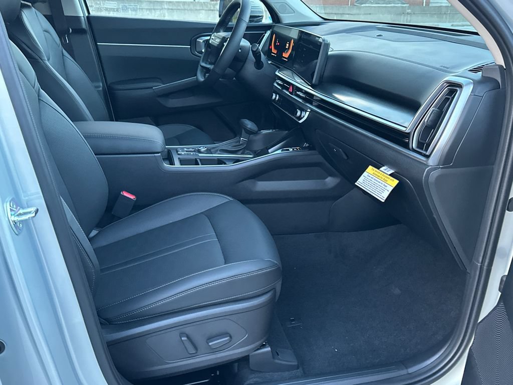 New 2026 Kia Sorento EX FWD image 12