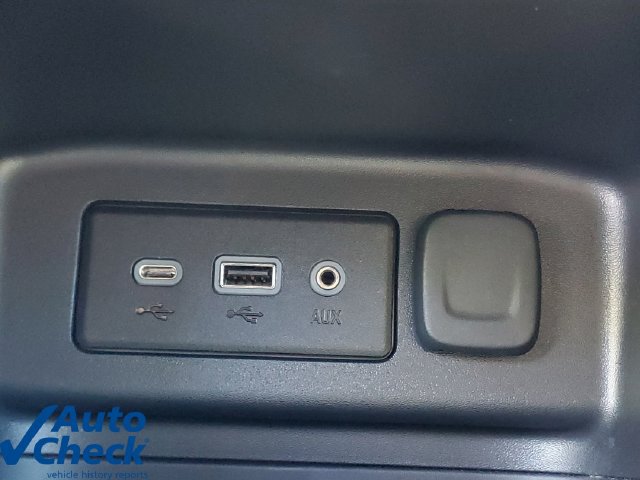 Used 2023 Chevrolet Equinox LS FWD image 21