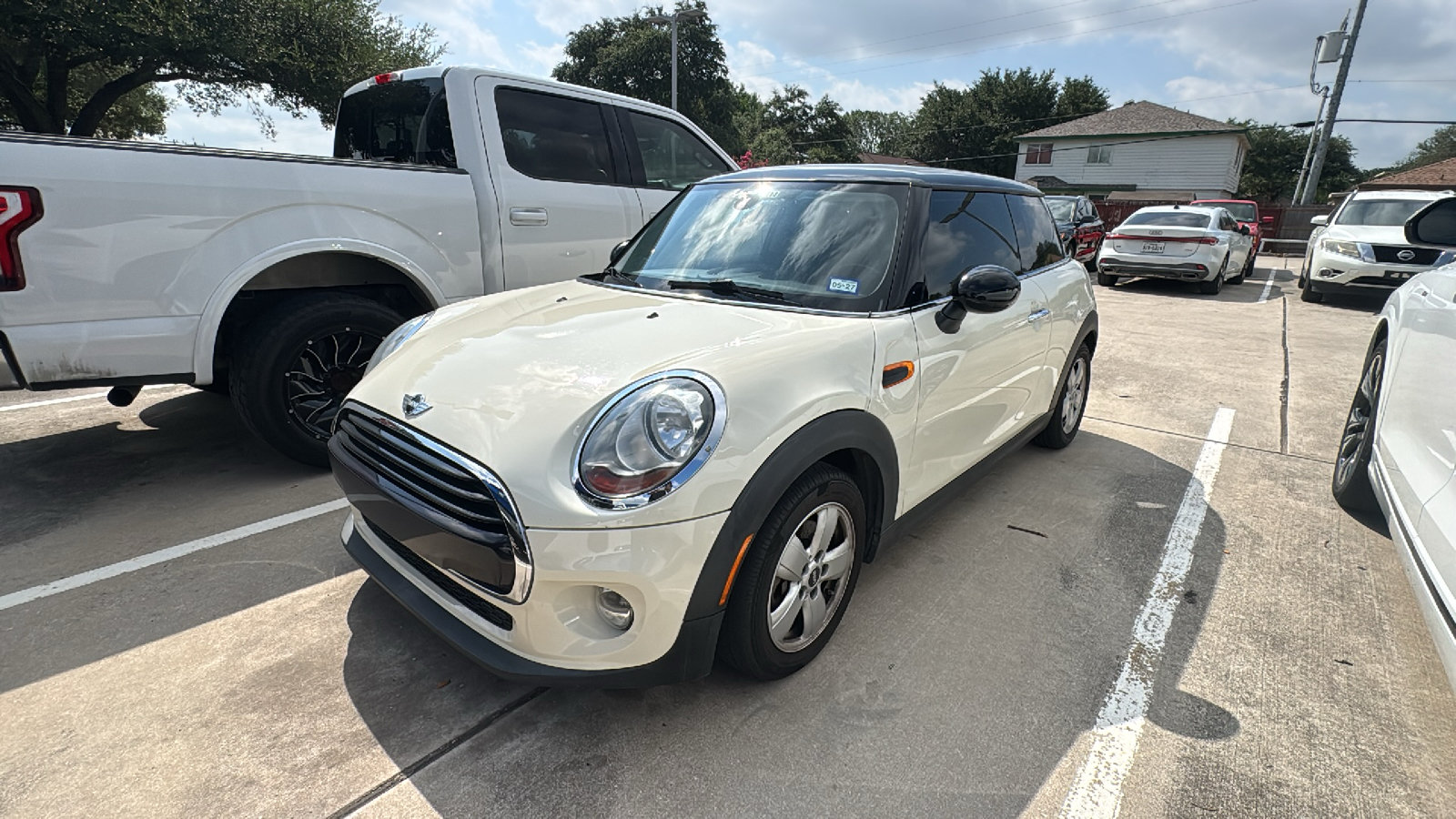 Used 2016 MINI Cooper 2-Door Hardtop FWD image 3