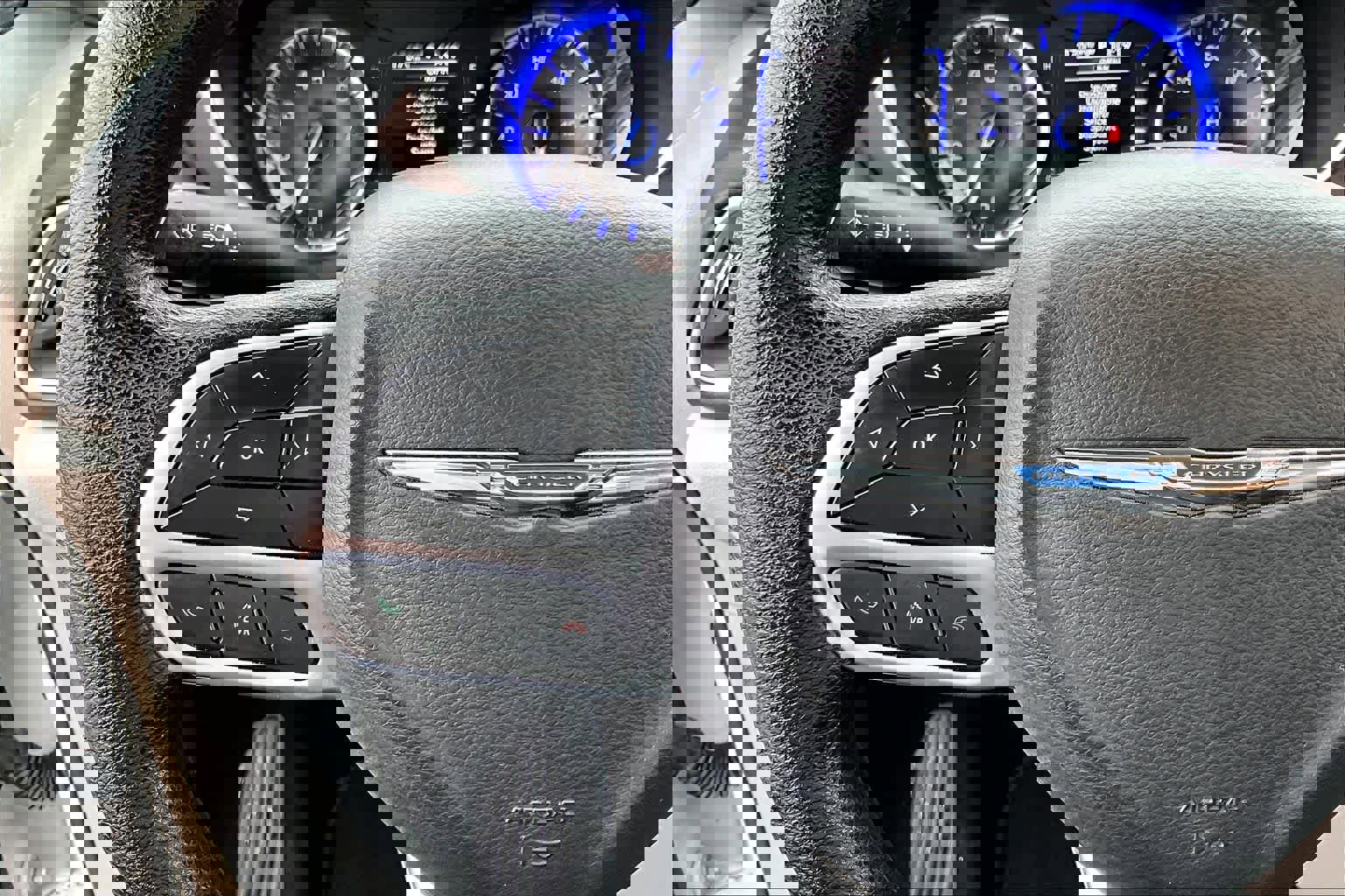 Used 2021 Chrysler Voyager Lxi image 23