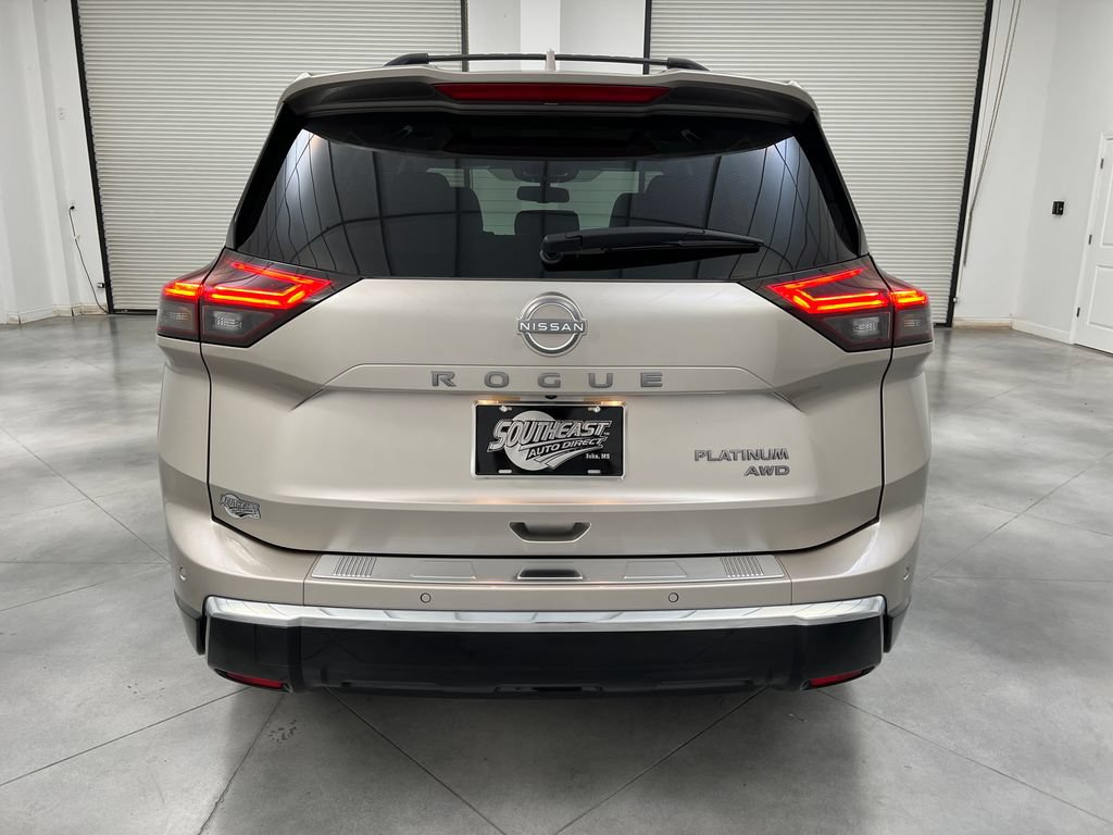 Used 2026 Nissan Rogue Platinum w/ Platinum Premium Package AWD/4WD image 8