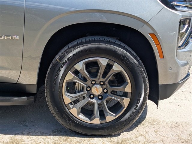 New 2026 Chevrolet Suburban LS image 12
