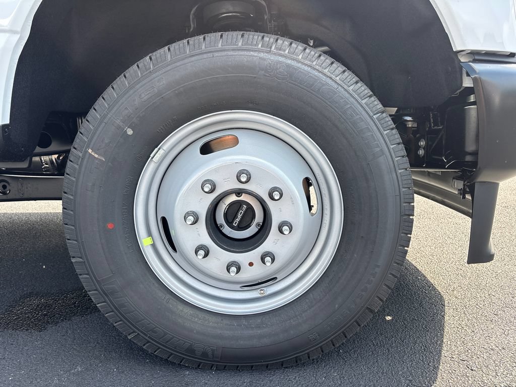 New 2026 Ford F350 XL AWD/4WD image 10