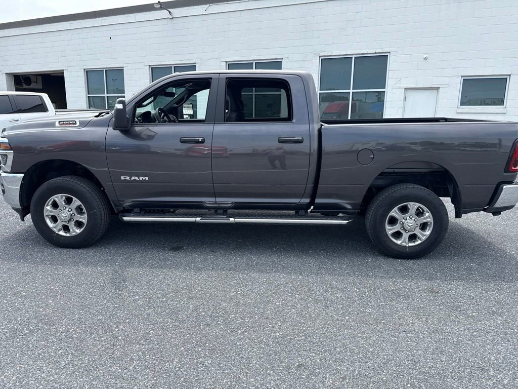 Used 2026 RAM 2500 Big Horn AWD/4WD image 4