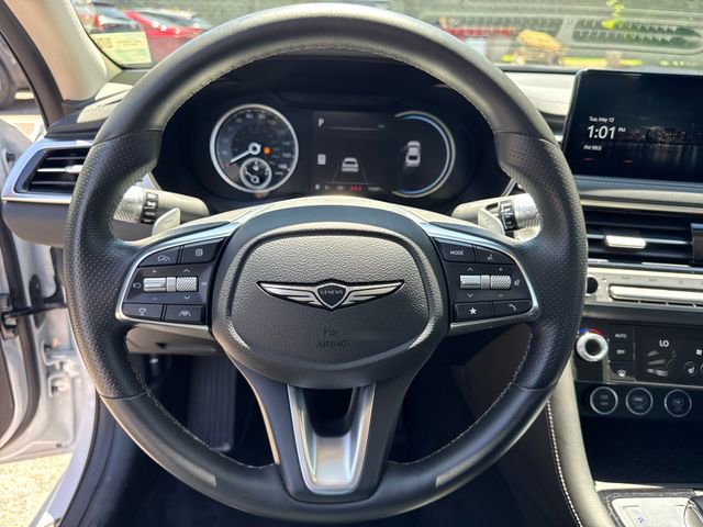 Used 2025 Genesis G70 2.5T RWD image 18