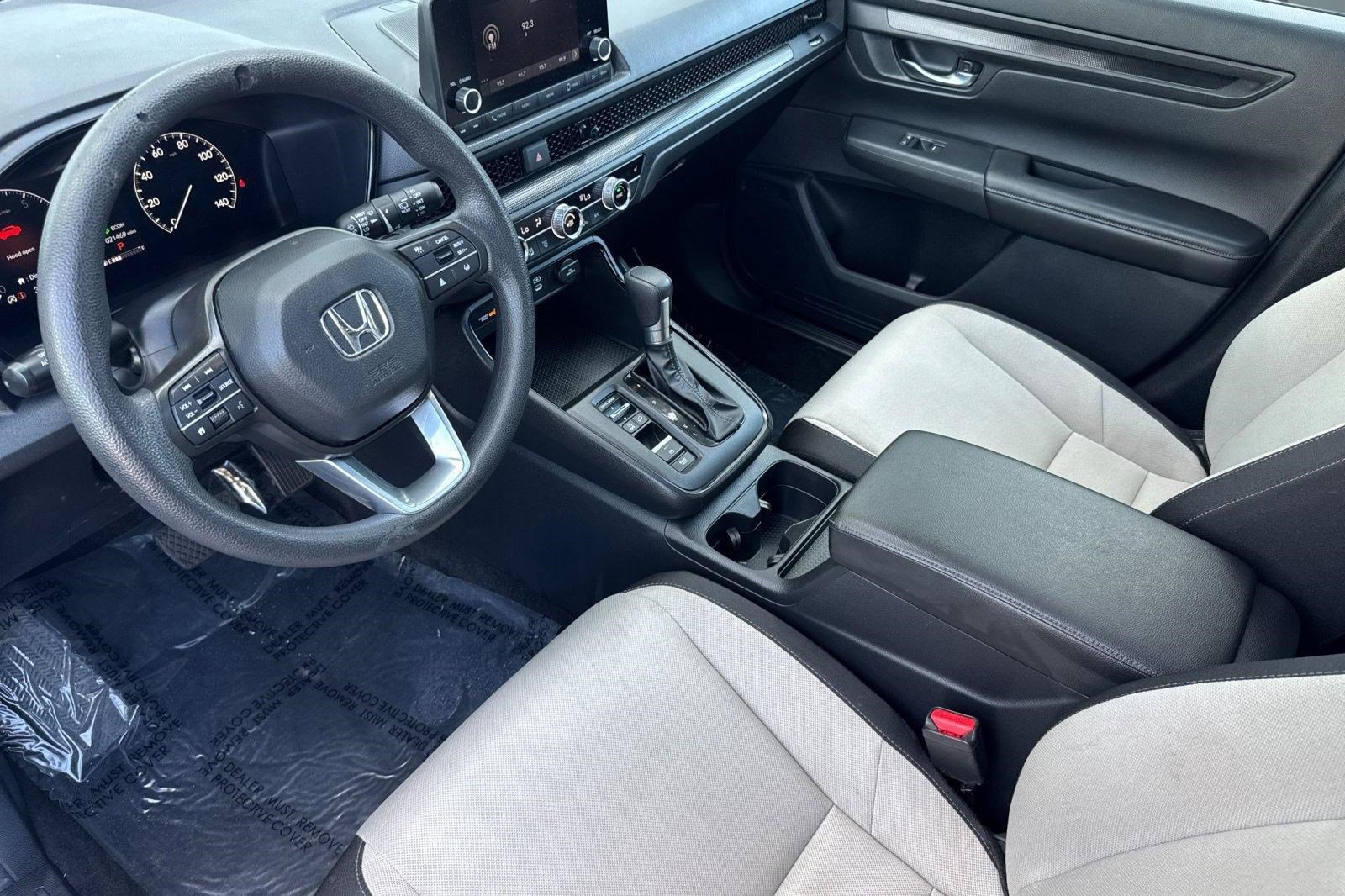 Certified 2025 Honda CR-V EX image 4