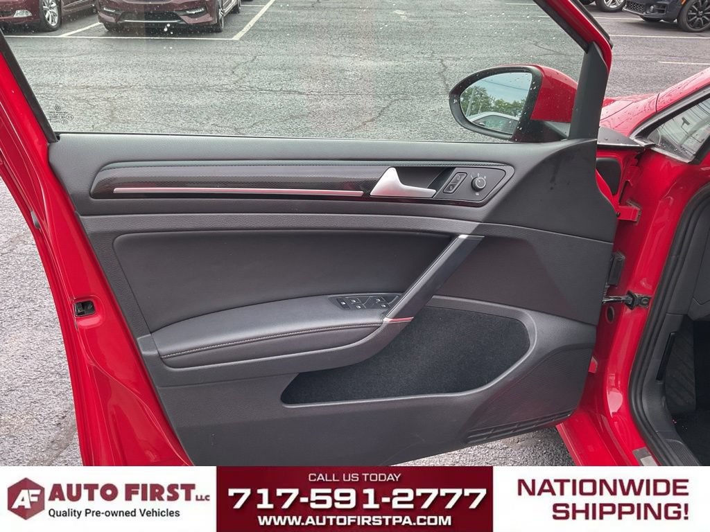 Used 2015 Volkswagen Golf TDI S FWD image 6