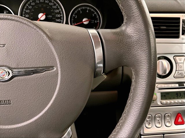 Used 2005 Chrysler Crossfire Limited RWD image 19