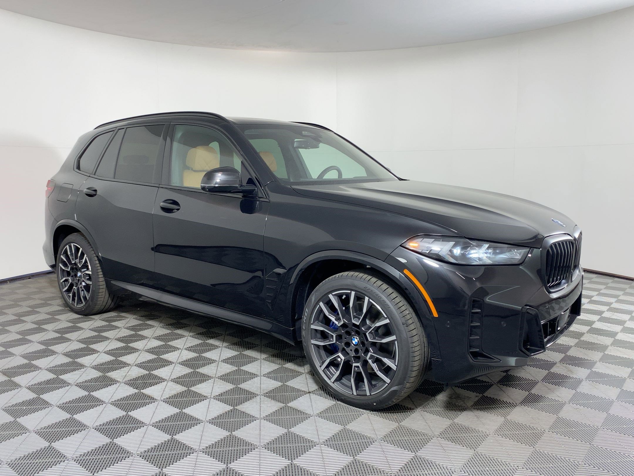 New 2026 BMW X5 xDrive50e w/ M Sport Package image 6