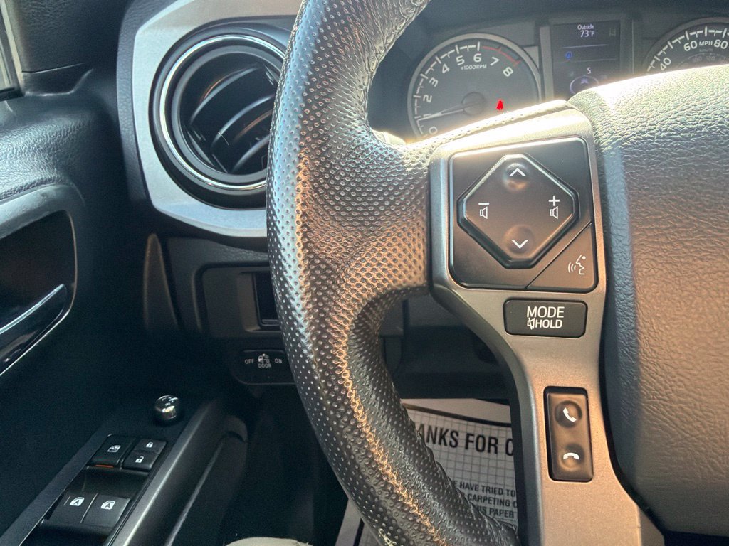 Used 2018 Toyota Tacoma TRD Off-Road w/ Technology Package AWD/4WD image 26