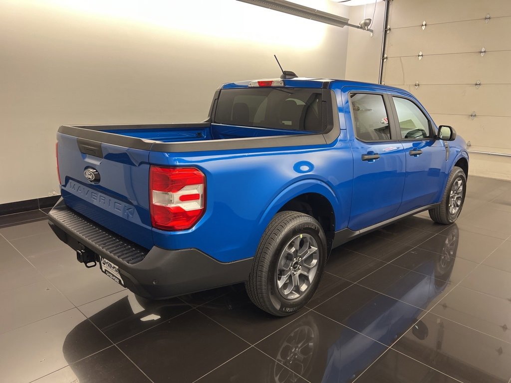 New 2025 Ford Maverick XLT w/ XLT Luxury Package image 6