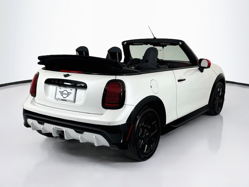 New 2027 MINI Cooper John Cooper Works FWD image 5