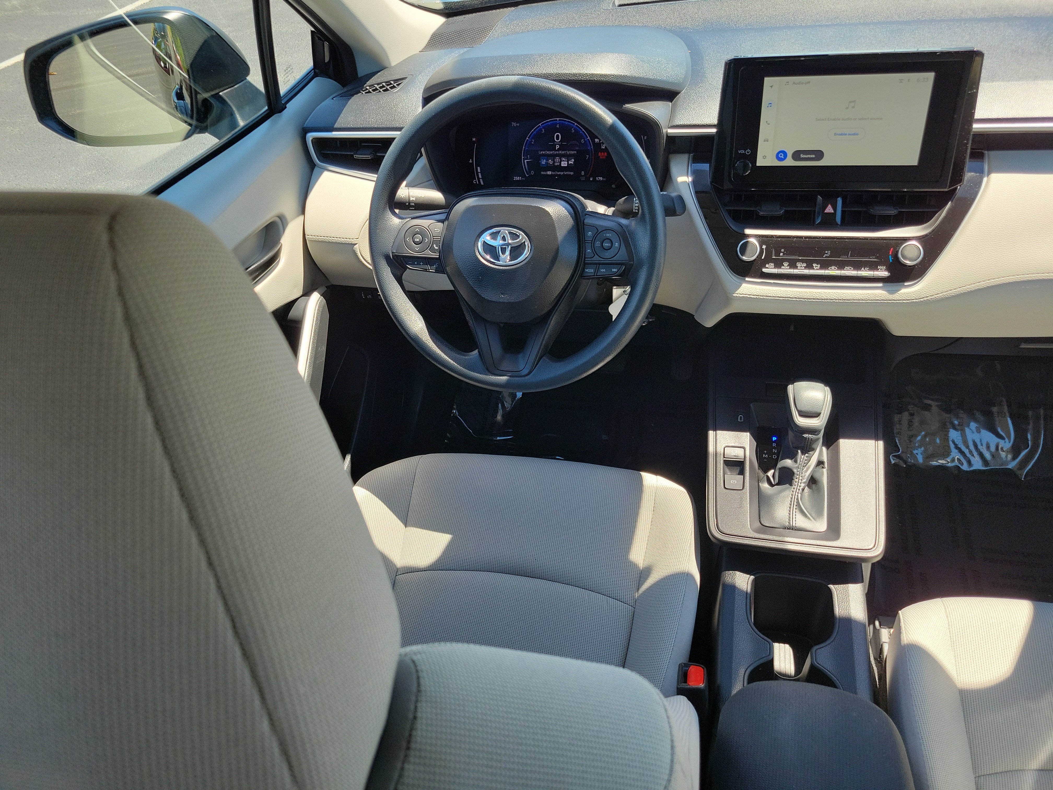 Certified 2026 Toyota Corolla Cross L AWD/4WD image 15