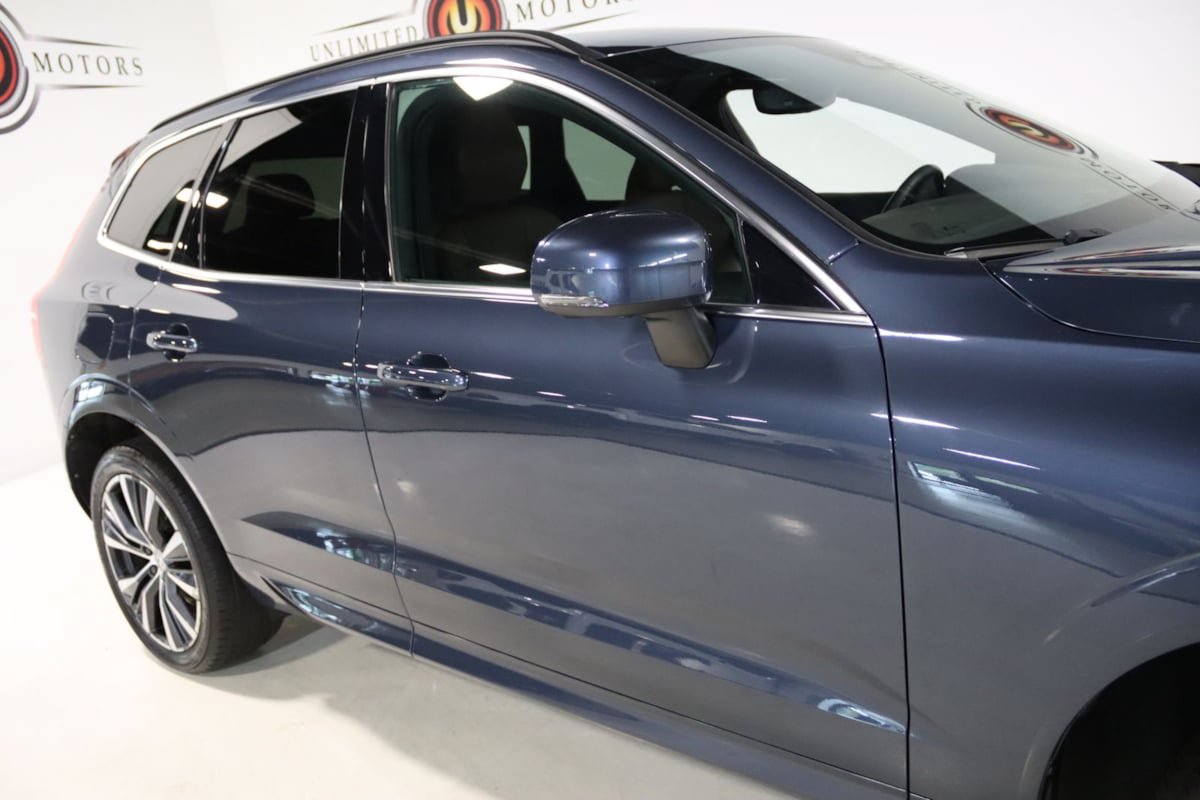 Used 2022 Volvo XC60 B5 Momentum w/ Advanced Package AWD/4WD image 8