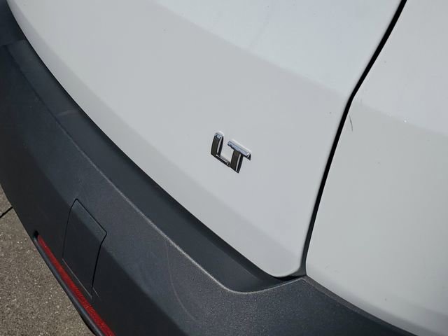 Used 2023 Chevrolet Traverse LT image 6