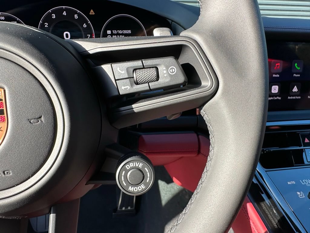 Used 2026 Porsche Panamera RWD image 16