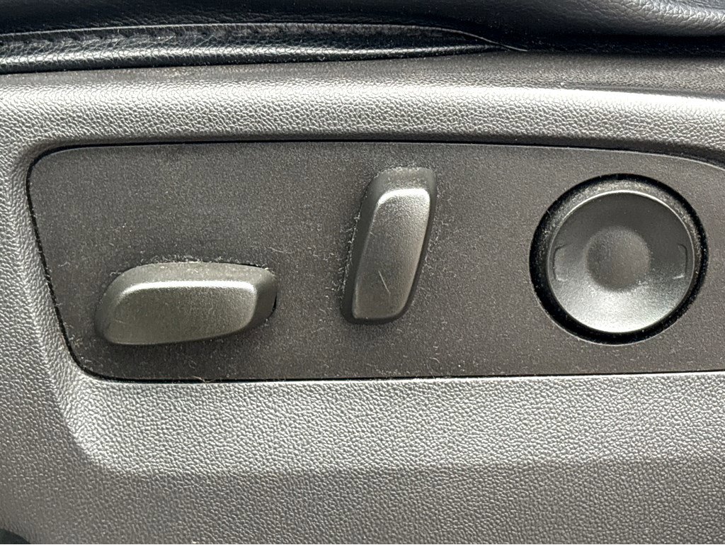 Used 2024 Chevrolet Silverado 2500 High Country w/ Technology Package image 21