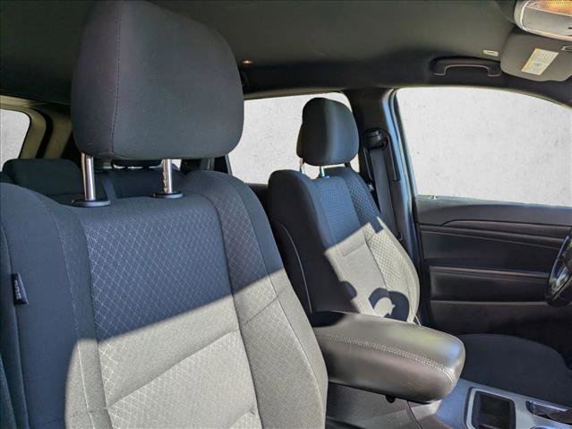 Used 2021 Jeep Grand Cherokee Laredo image 19