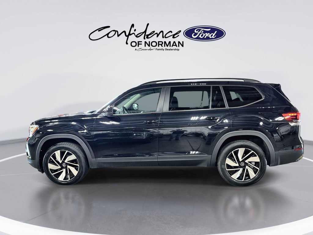 Used 2025 Volkswagen Atlas SE image 5