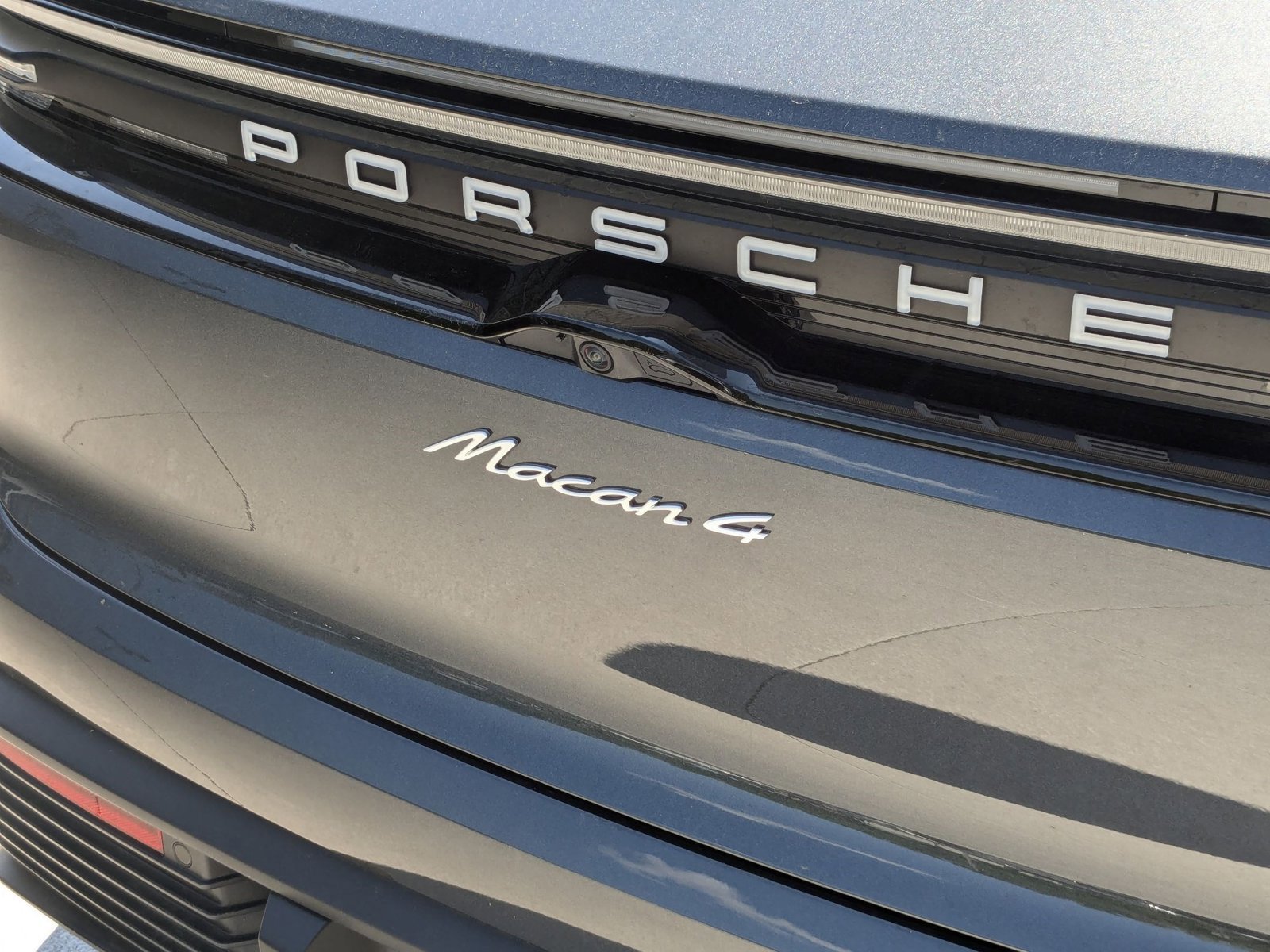 New 2024 Porsche Macan 4 Electric image 13