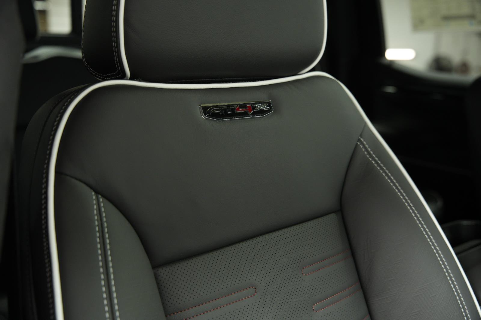 New 2026 GMC Sierra 1500 AT4X AWD/4WD image 20