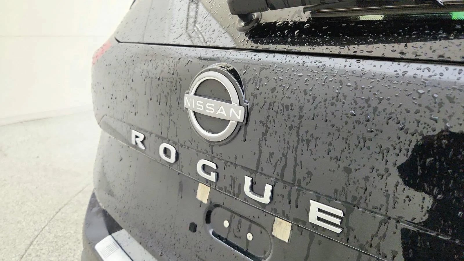 Used 2023 Nissan Rogue SV AWD/4WD image 33