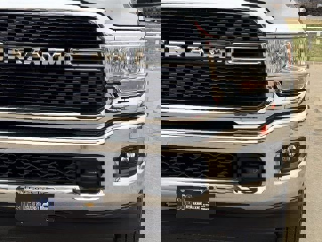 Used 2024 RAM 2500 Big Horn w/ Bed Utility Group image 10