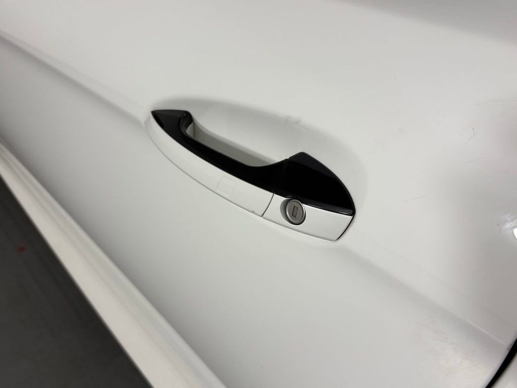 Used 2018 Mercedes-Benz SL 450 w/ Premium I Package image 11