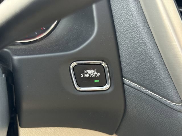 Used 2023 GMC Acadia Denali w/ Denali Ultimate Package image 17