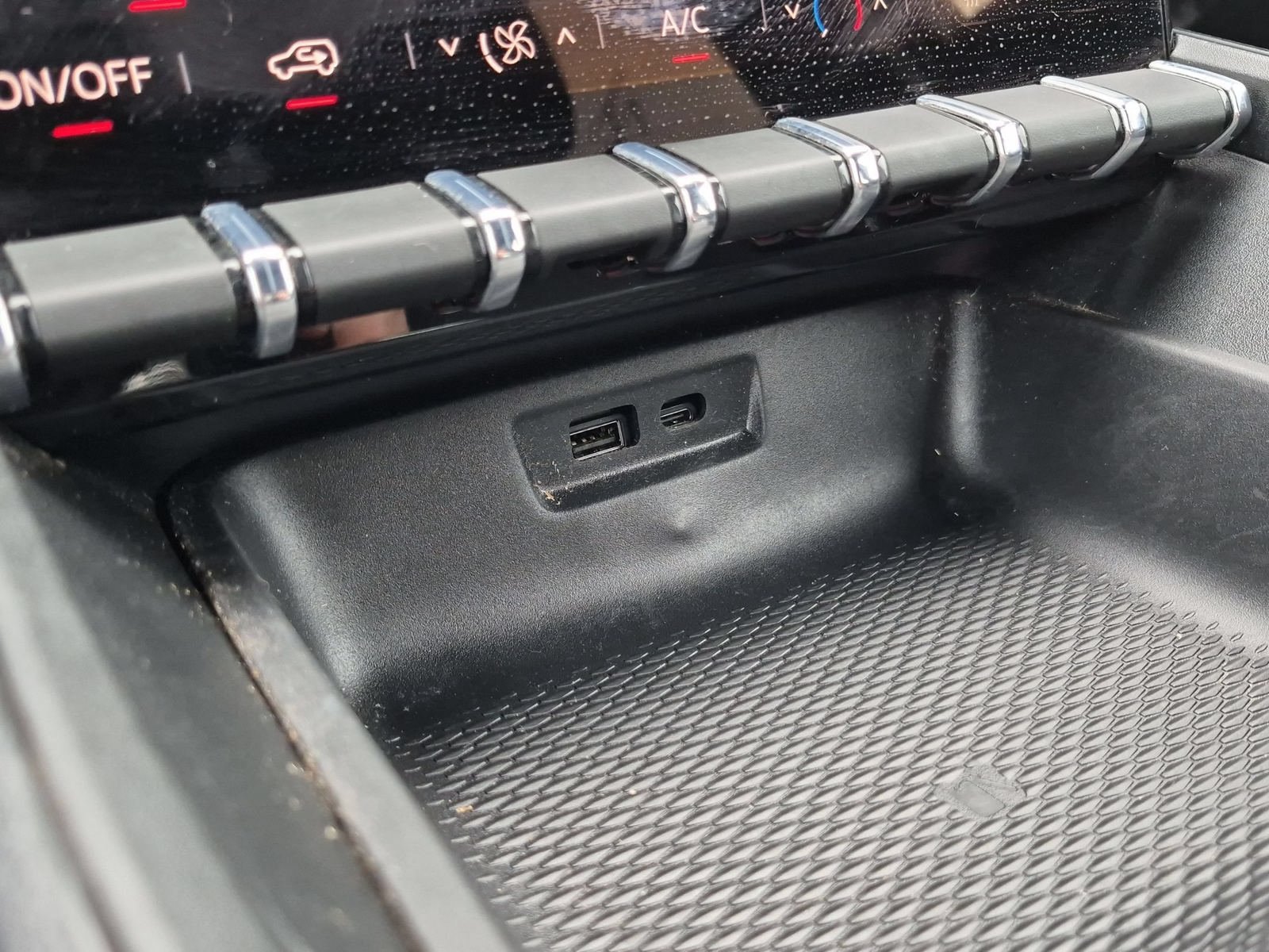 New 2026 GMC Terrain Elevation FWD image 21