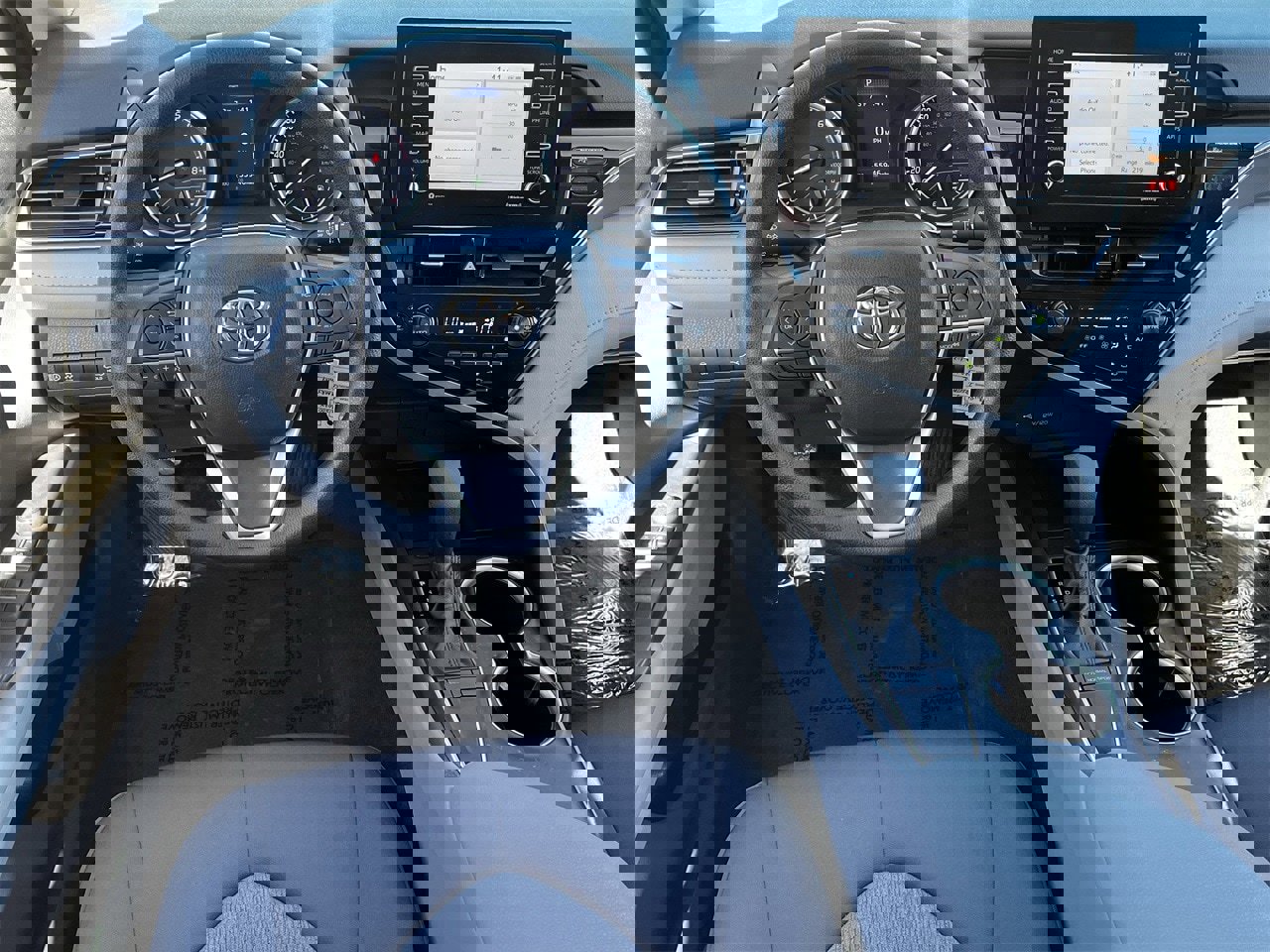 Used 2024 Toyota Camry LE image 10