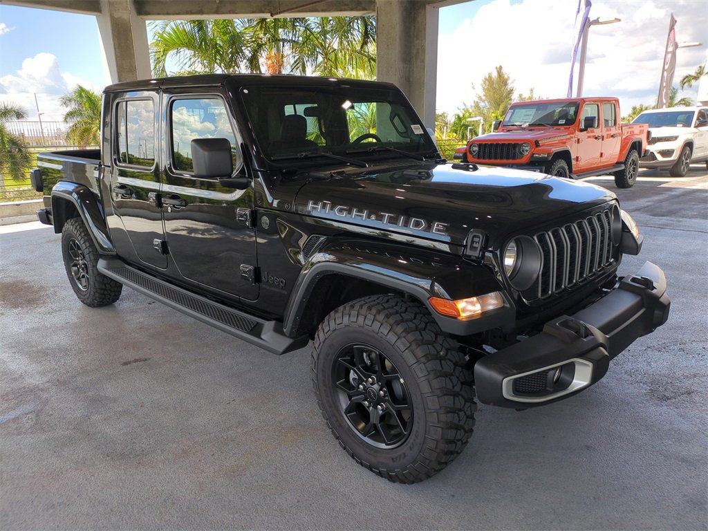 New 2025 Jeep Gladiator Sport image 2