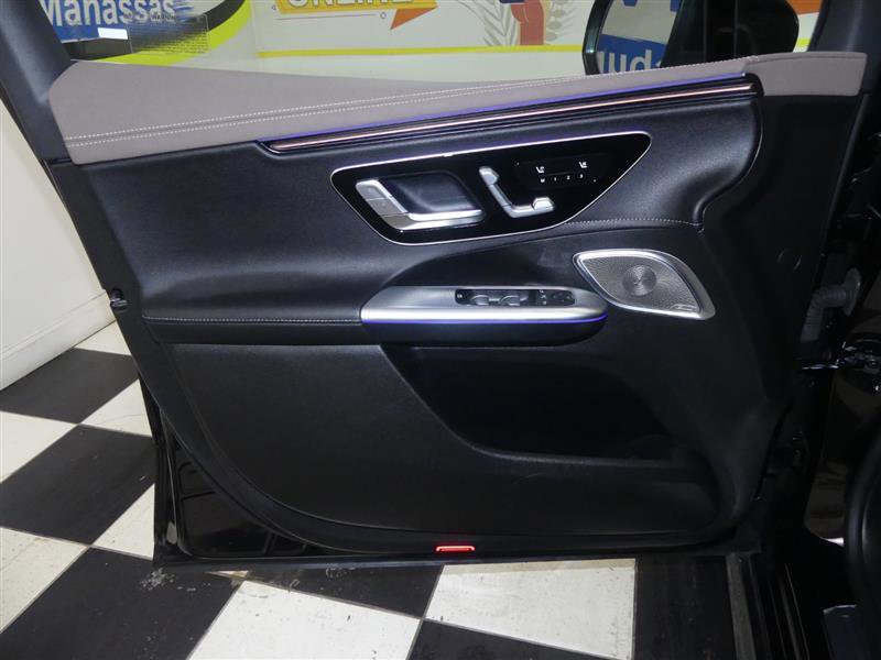 Used 2024 Mercedes-Benz EQE AMG 4MATIC SUV image 30