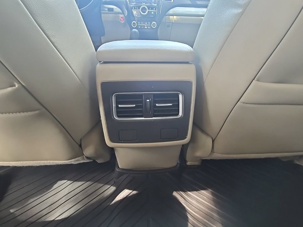 Used 2017 Acura RDX w/ Technology Package FWD image 33