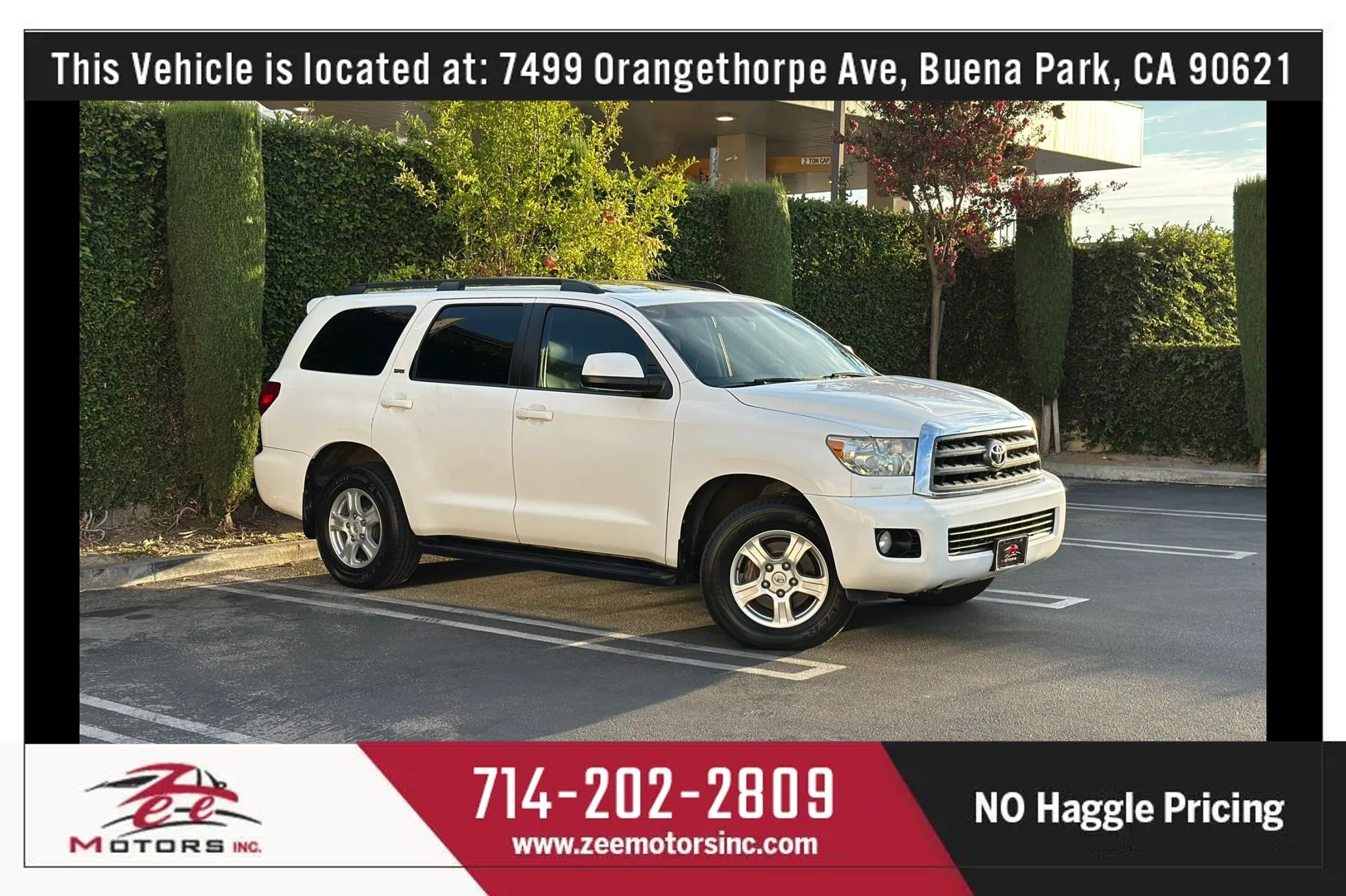 Used 2015 Toyota Sequoia SR5 w/ Premium Package RWD image 2