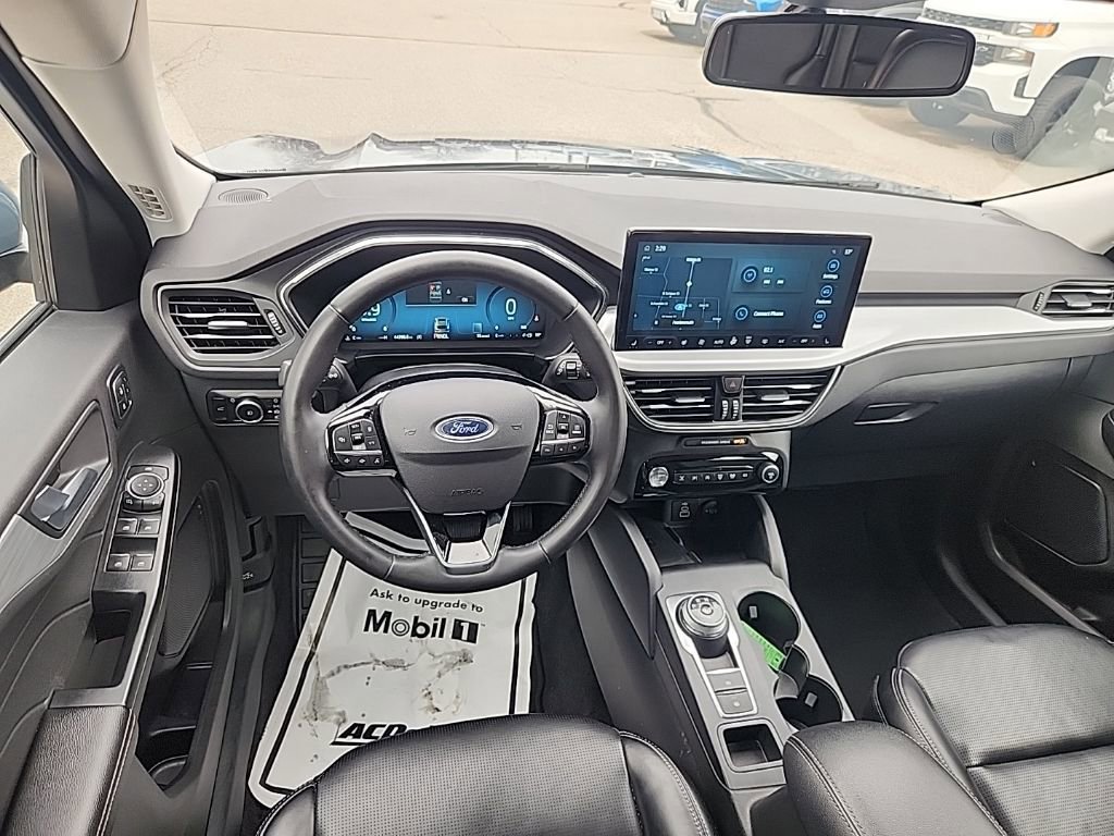 Used 2024 Ford Escape Platinum AWD/4WD image 23