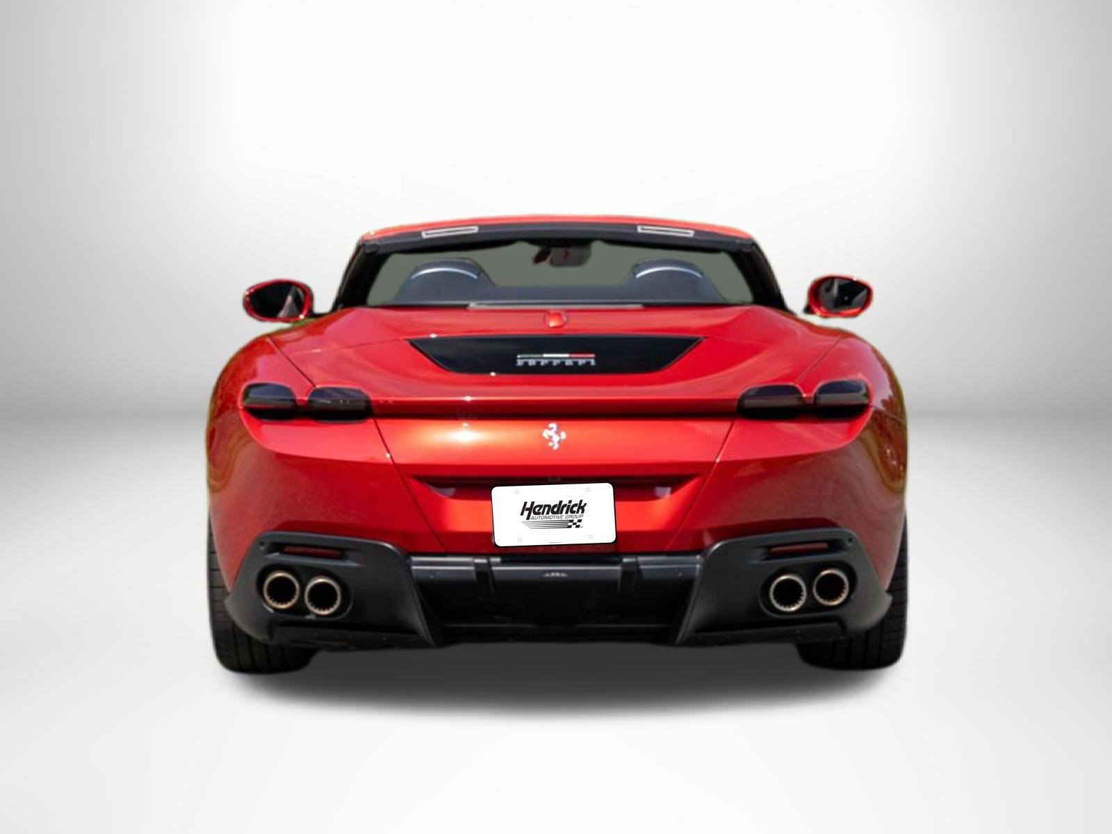 Used 2024 Ferrari Roma Spider RWD image 9