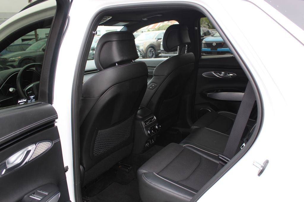 Used 2023 Genesis GV70 2.5T w/ Sport Prestige Package AWD/4WD image 18