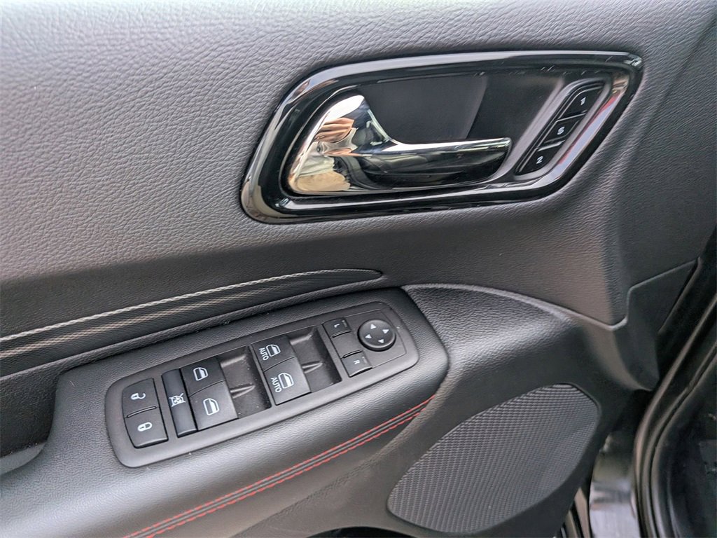 Used 2025 Dodge Durango GT image 13