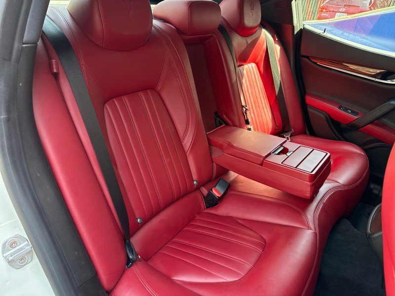 Used 2018 Maserati Ghibli S Q4 image 28