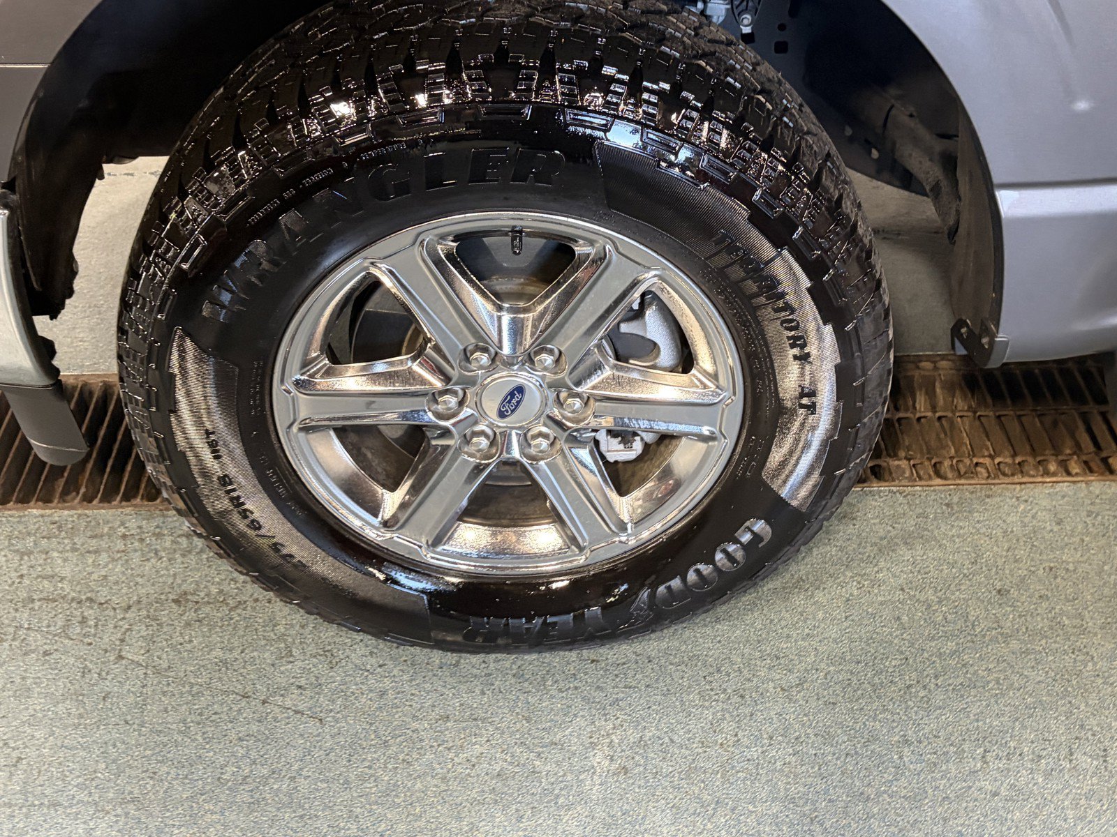 Used 2024 Ford F150 XLT AWD/4WD image 34