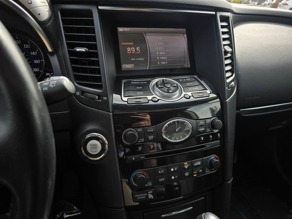 Used 2016 INFINITI QX70 2WD image 29
