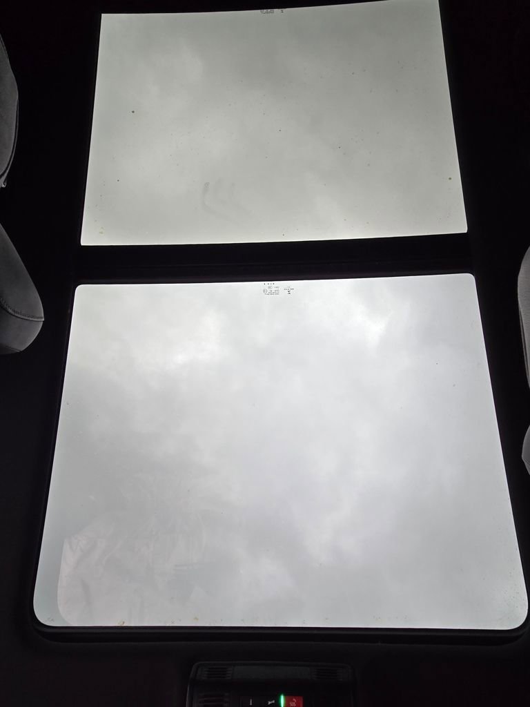 Used 2022 Volkswagen Tiguan SE R-Line image 29